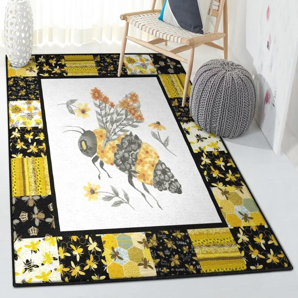 Queen bee outdoor carpet, bee rug Rectangle Rug