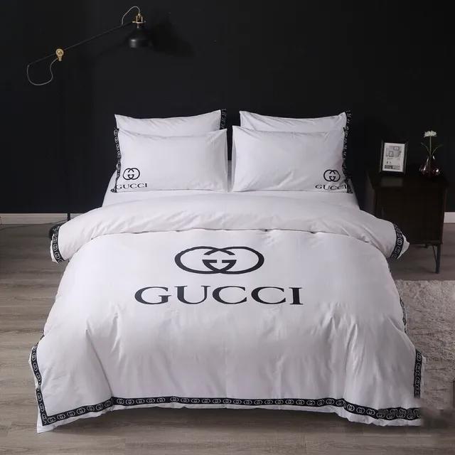 Gucci luxury brand white bedding sets bedspread duvet cover set, bedroom decor , thanksgiving decorations for home best luxury bed sets gift thankgivings and christmas Bedding Sets