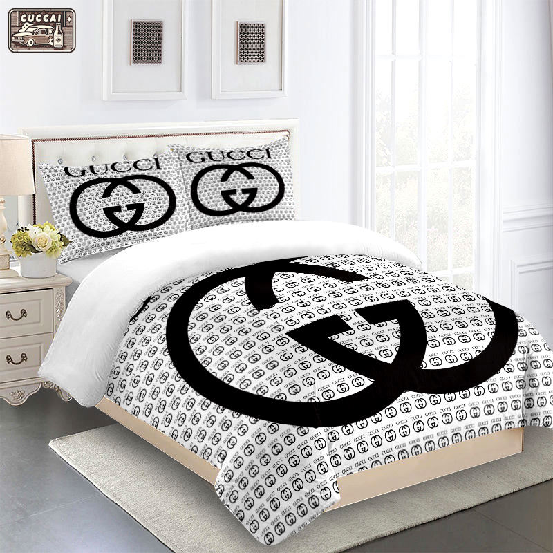 Gucci white and black logo type 2355 Bedding Sets sheets covers blankets bedclothes premium fashion brand bedspread luxury ideas bed linen home decor hyperbeast Bedroom duvet