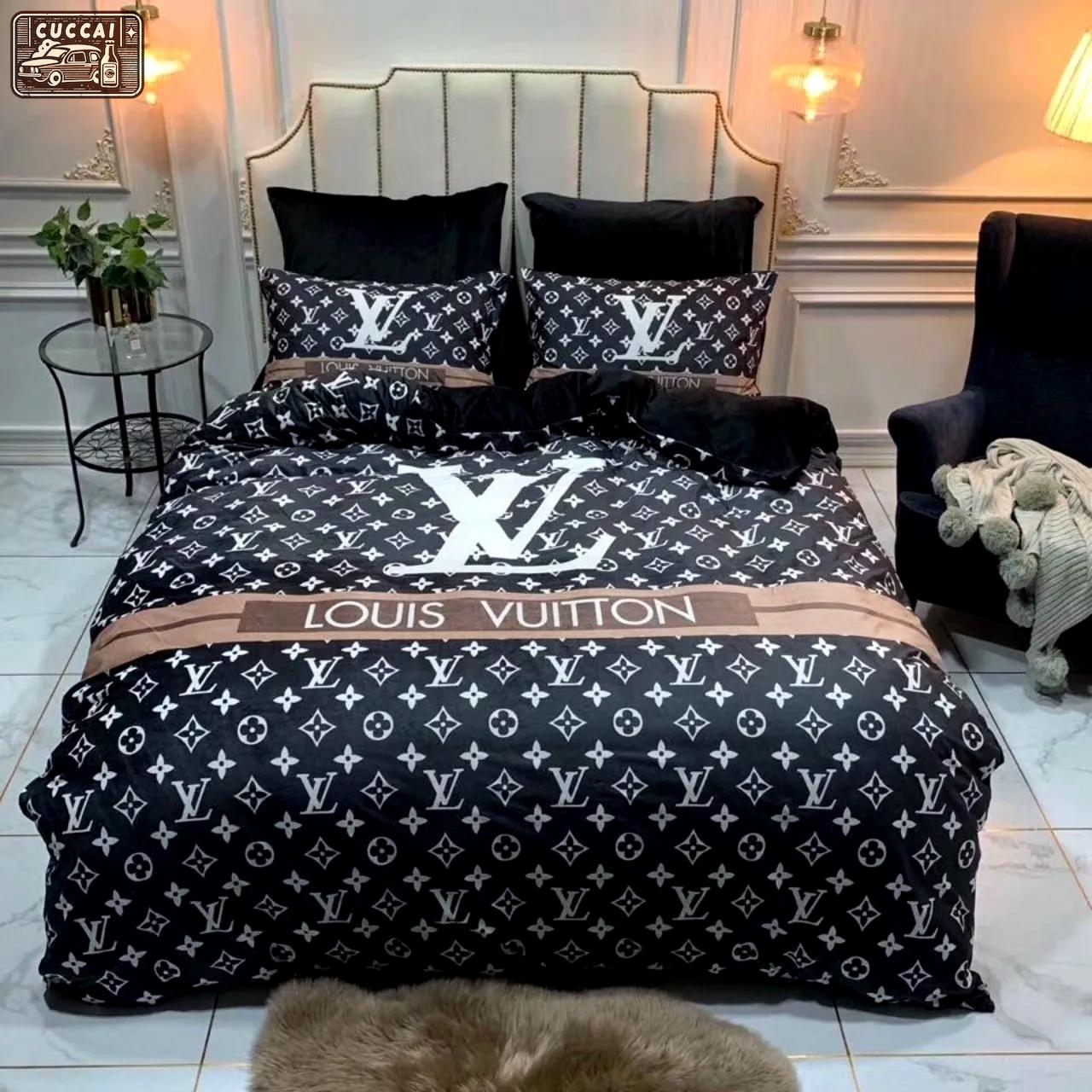 Louis vuitton monogram louis vuitton lv logo type 1813 Bedding Sets premium fashion brand bed linen luxury ideas bedclothes bedspread hyperbeast Bedroom blankets duvet covers sheets home decor