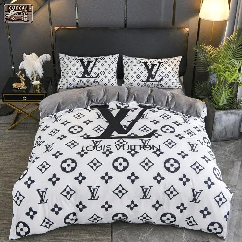 Louis vuitton white black logo brand bedding sets bedspread duvet cover set, bedroom decor , thanksgiving decorations for home Bedding Sets