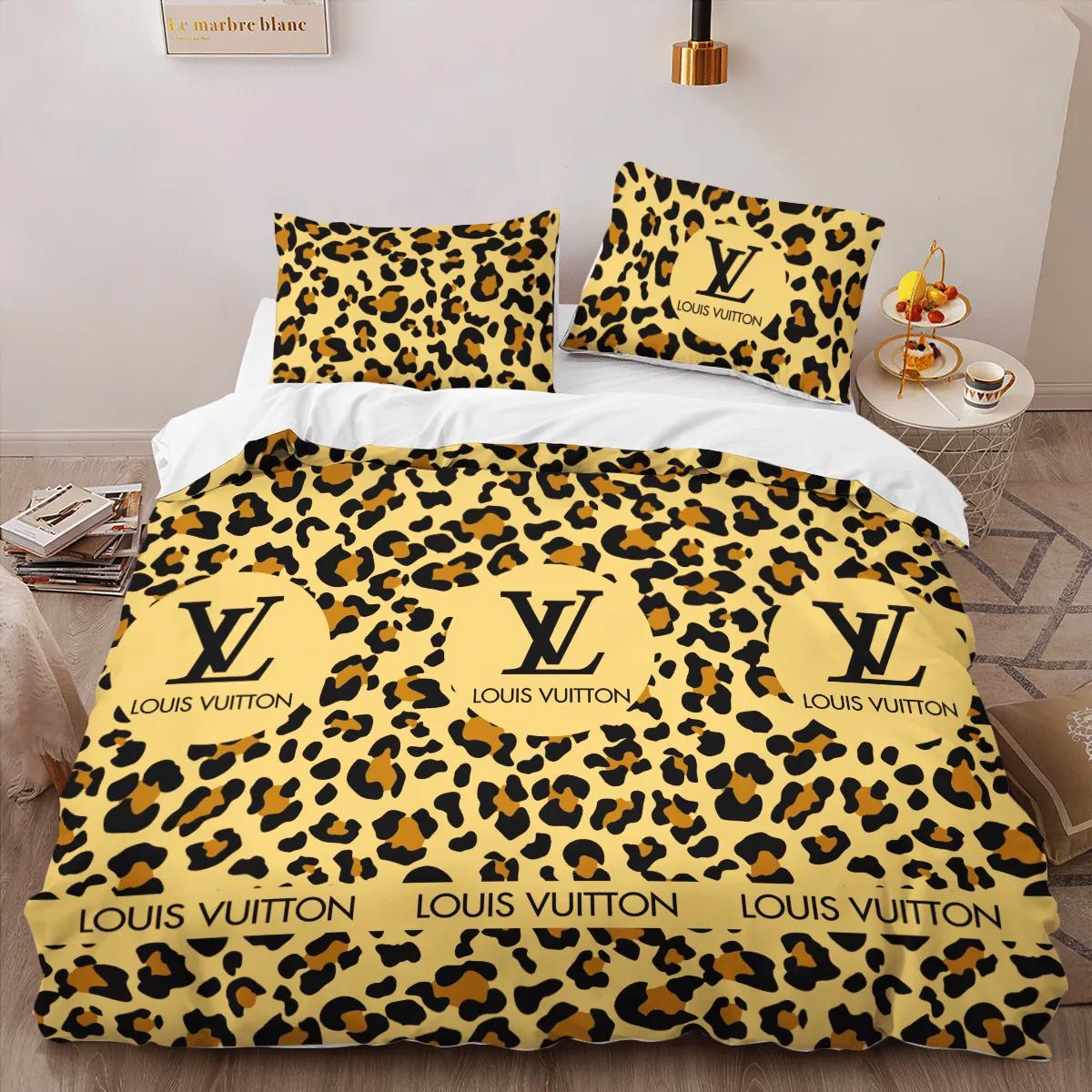 Louis vuitton yellow limited edition luxury brand bedding sets bedspread duvet cover set, bedroom decor , thanksgiving decorations for home best luxury bed sets gift thankgivings and christmas Bedding Sets