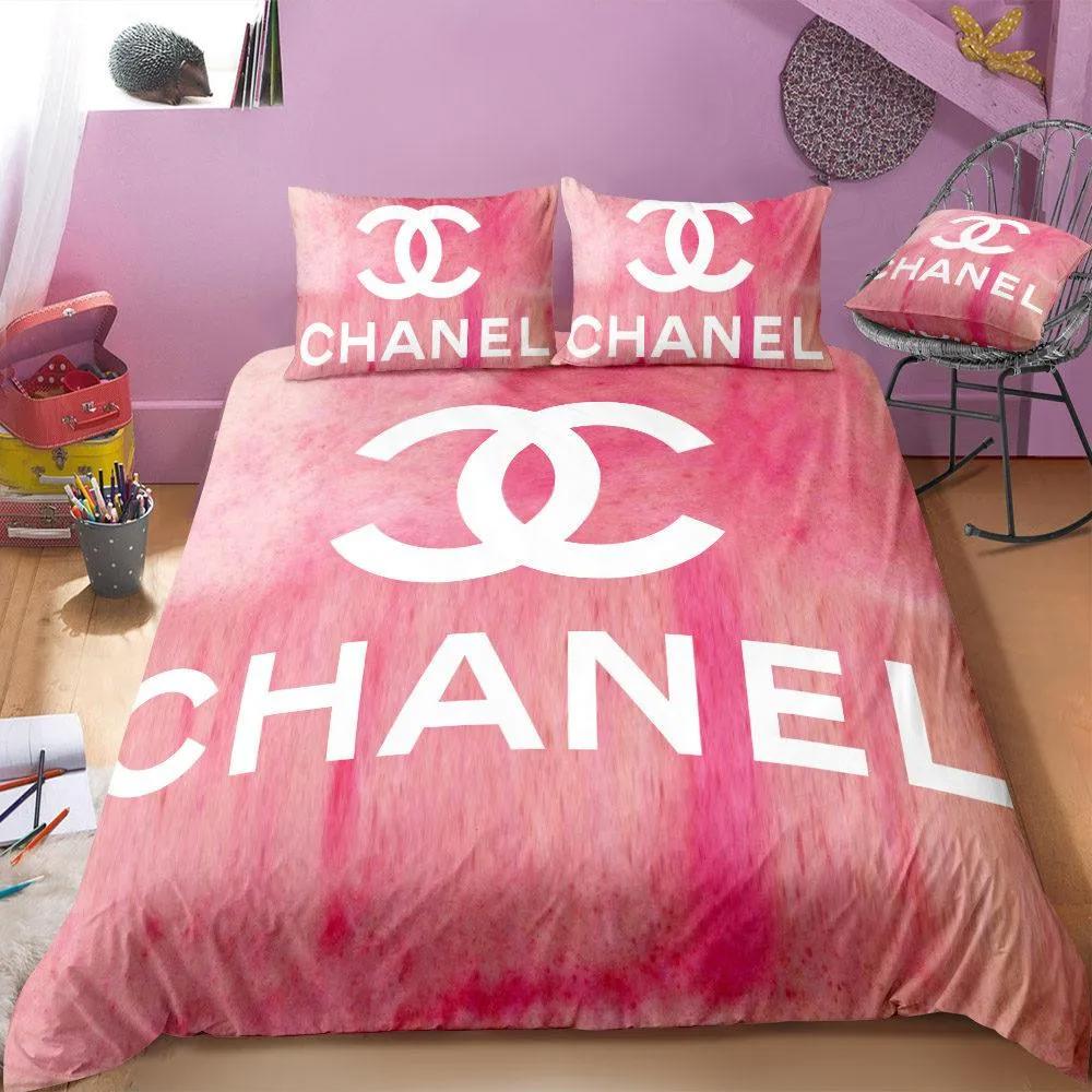 Chanel pink luxury brand high-end bedding sets, bedroom decor , thanksgiving decorations for home best luxury bed sets gift thankgivings and christmas Bedding Sets