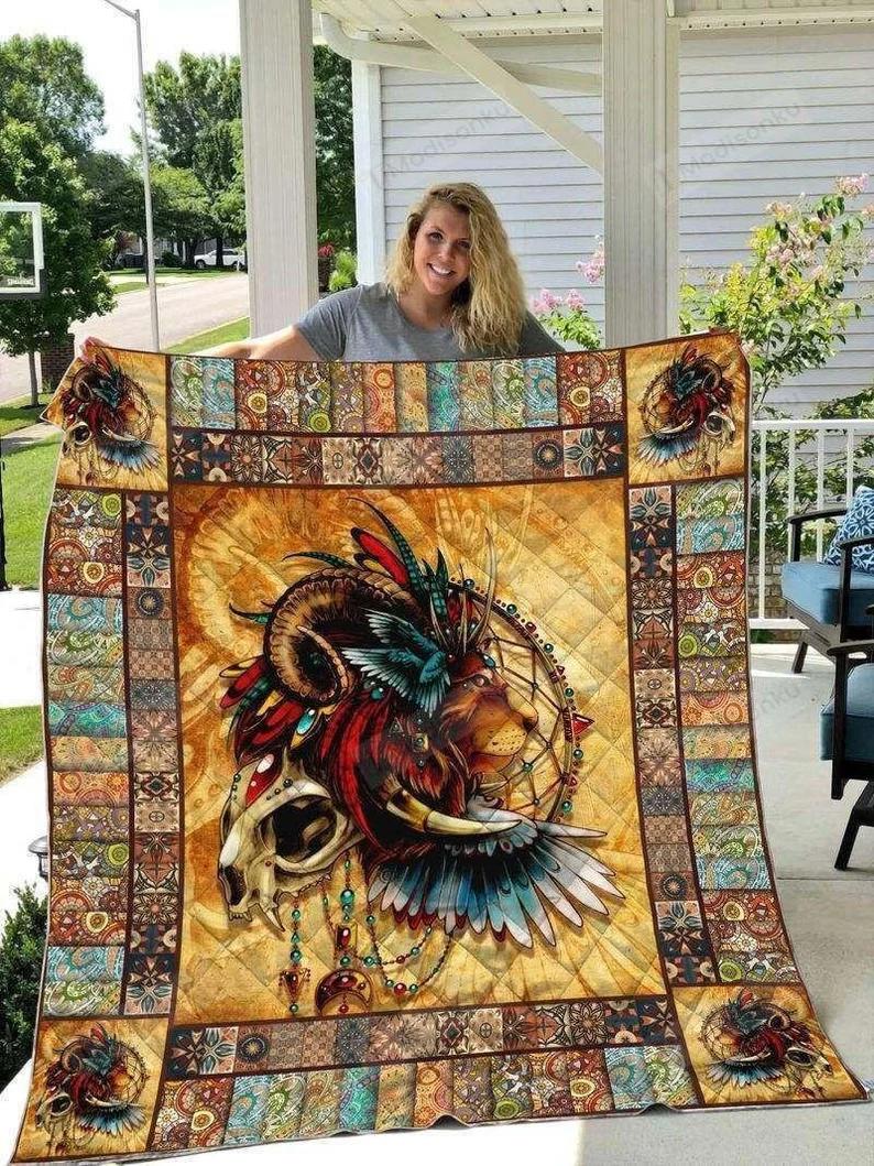 Lion native america lion with wings and curve horns quilt blanket great customized blanket gifts for birthday christmas thanksgiving Quilt Blanket