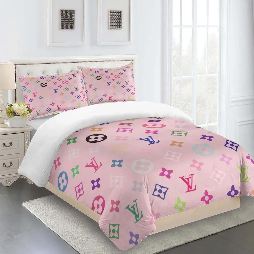 Louis vuitton fashion logo limited luxury brand bedding sets, bedroom decor , thanksgiving decorations for home 10 best luxury bed sets gift thankgivings and christmas Bedding Sets