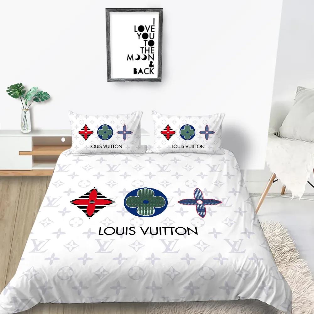 Louis vuitton lv luxury fashion brand bedding sets bedspread duvet cover set best luxury bed sets gift thankgivings and christmas Bedding Sets
