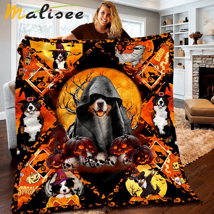 Halloween decorations bernese mountain halloween quilt blanket Quilt Blanket