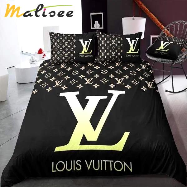Louis vuitton black luxury brand high-end bedding sets lv, bedroom decor , thanksgiving decorations for home best luxury bed sets gift thankgivings and christmas Bedding Sets