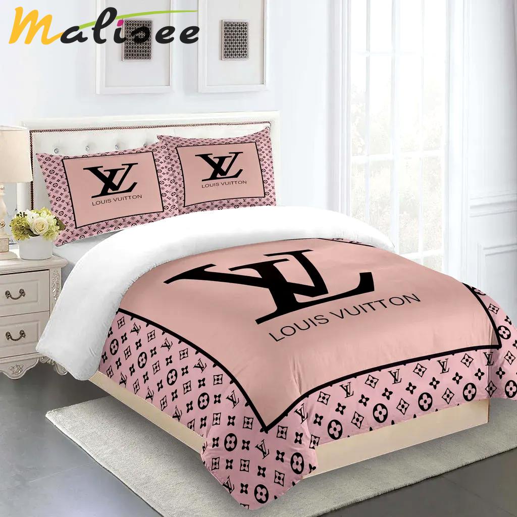 Louis vuitton fashion logo limited luxury brand bedding set  home decorations 27 Bedding Sets
