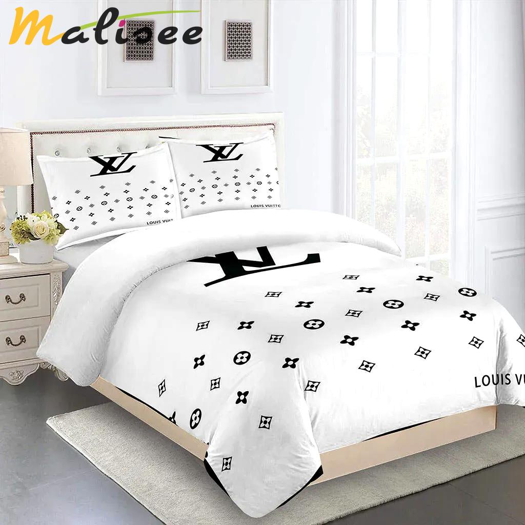 Louis vuitton fashion logo limited luxury brand bedding sets, bedroom decor , thanksgiving decorations for home 05 best luxury bed sets gift thankgivings and christmas Bedding Sets