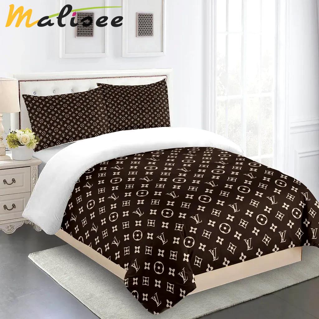 Louis vuitton fashion logo limited luxury brand bedding sets, bedroom decor , thanksgiving decorations for home 24 best luxury bed sets gift thankgivings and christmas Bedding Sets