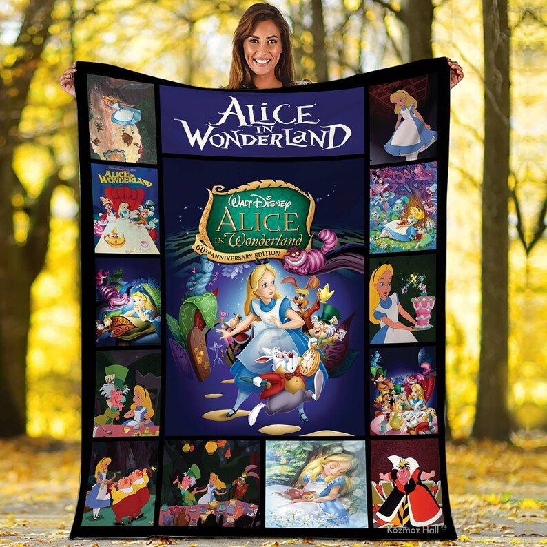 Alice in wonderland fleece blanket, alice cheshire cat blanket, alice in wonderland 60th anniversary edition blanket, birthday gifts Quilt Blanket