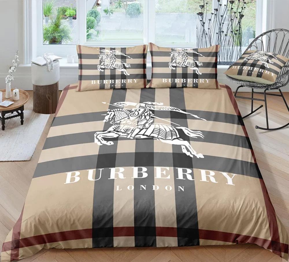 Burberry luxury brand bedding sets bedspread duvet cover set, bedroom decor , thanksgiving decorations for home best luxury bed sets gift thankgivings and christmas Bedding Sets