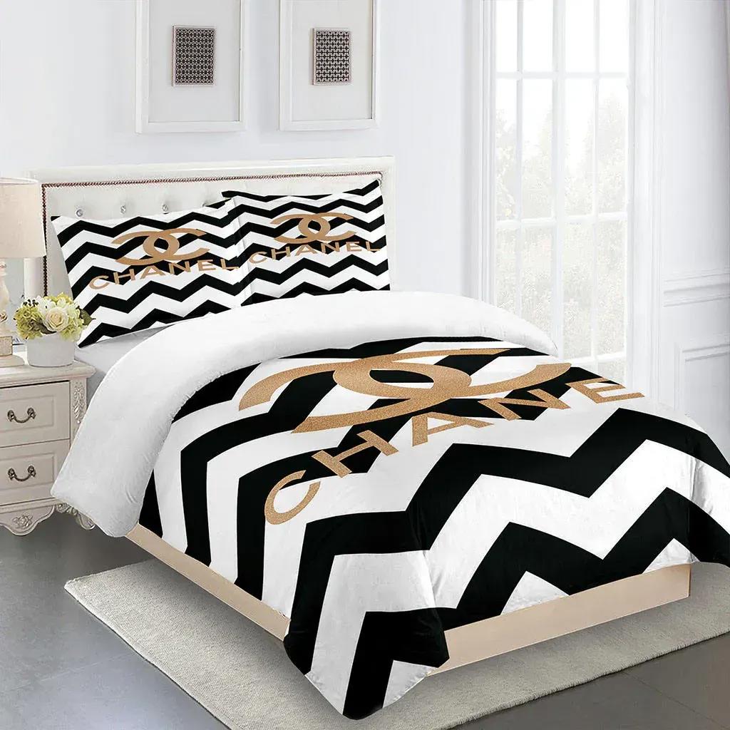 Chanel golden logo ziczac luxury brand premium bedding set for bedroom luxury bedspread duvet cover set with pillowcases home decoration Bedding Sets