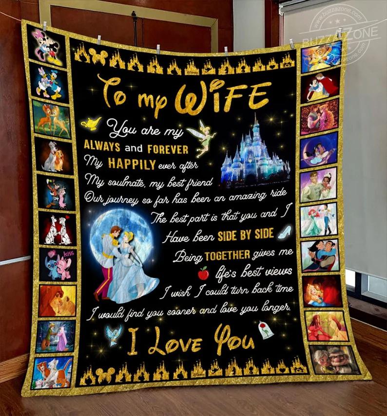 Disney wife side by side quilt gg Quilt Blanket