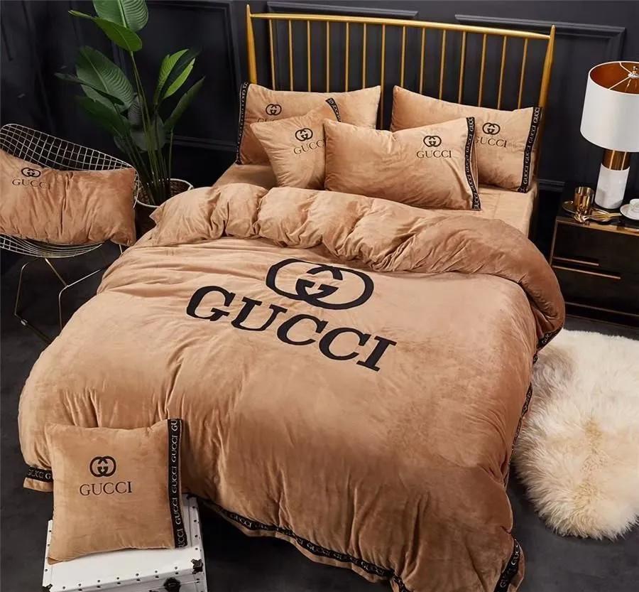 Gucci brown limited luxury brand high-end bedding sets, bedroom decor , thanksgiving decorations for home best luxury bed sets gift thankgivings and christmas Bedding Sets