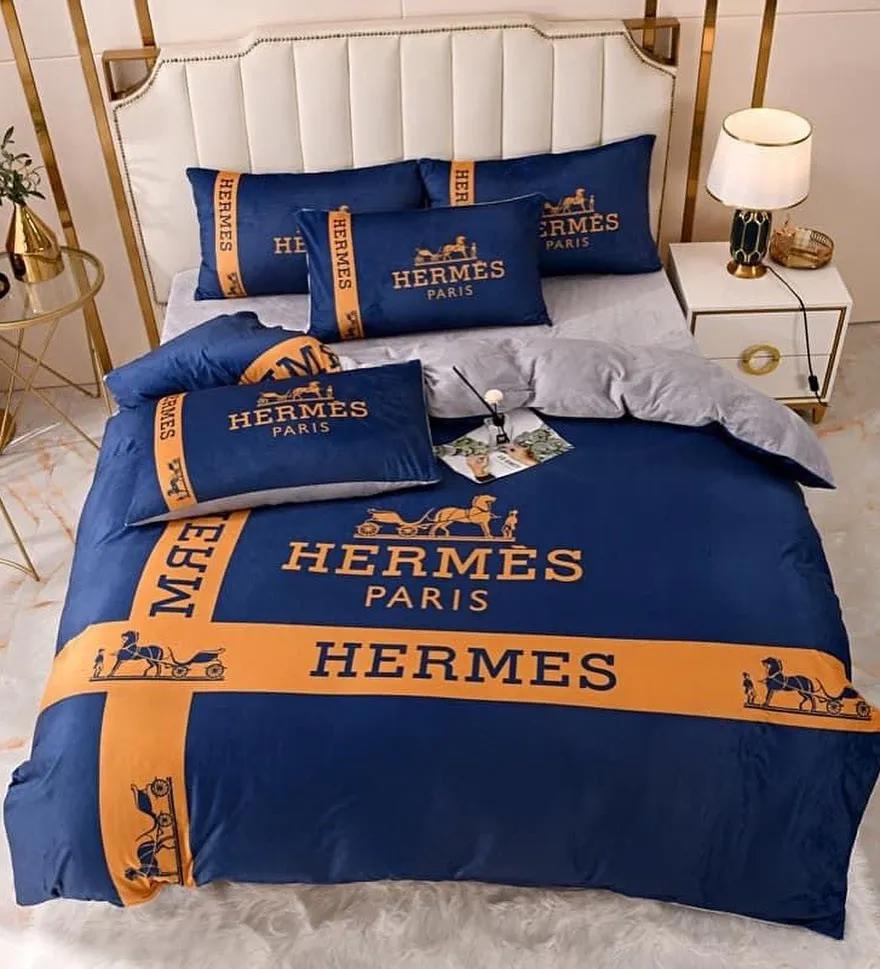 Hermes paris luxury brand high-end bedding sets, bedroom decor , thanksgiving decorations for home best luxury bed sets gift thankgivings and christmas Bedding Sets