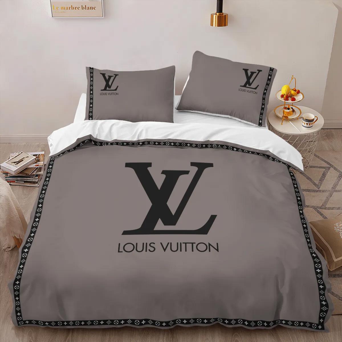 Louis vuitton brown logo luxury brand high-end bedding sets lv, bedroom decor , thanksgiving decorations for home best luxury bed sets gift thankgivings and christmas Bedding Sets