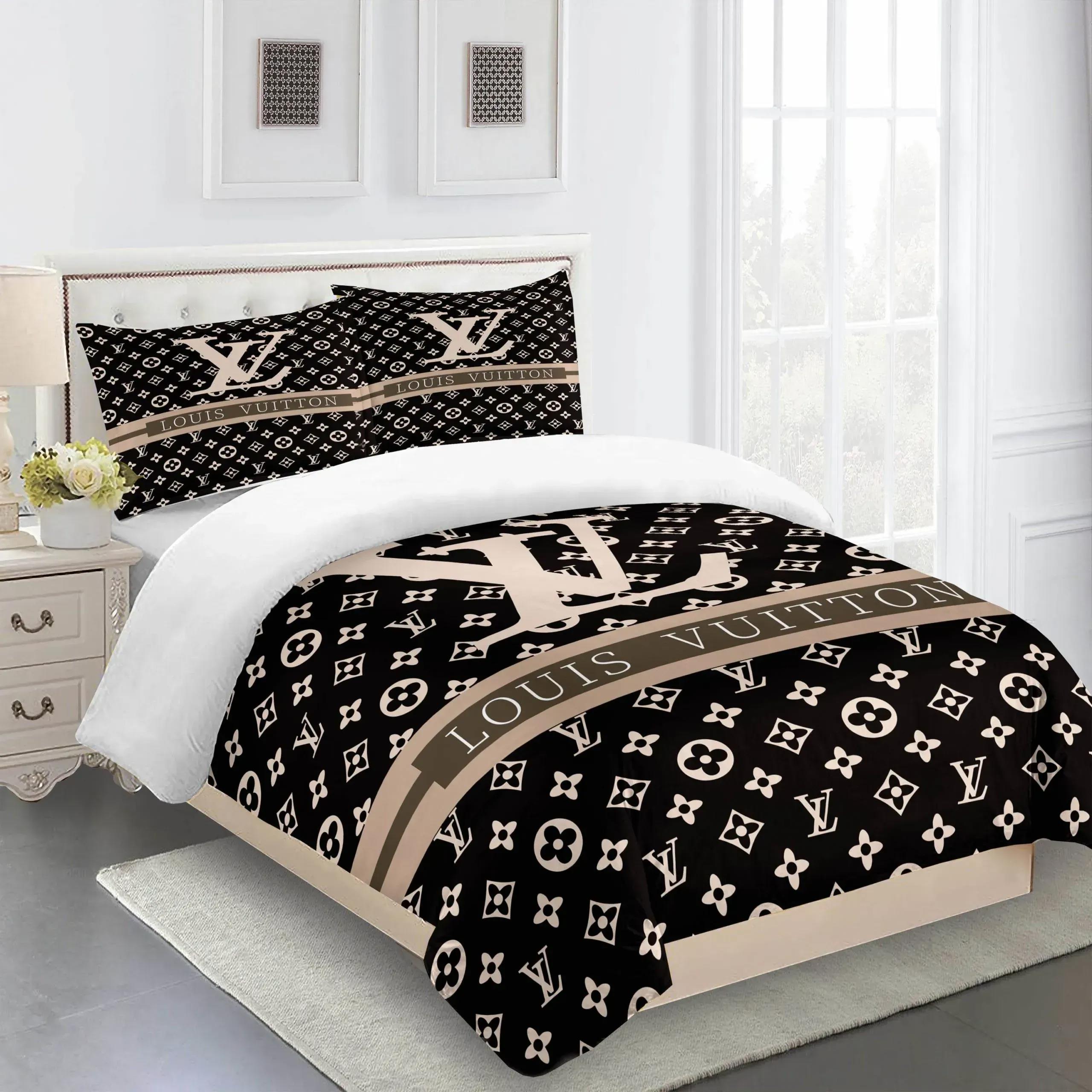 Louis vuitton fashion logo limited luxury brand bedding sets, bedroom decor , thanksgiving decorations for home 13 best luxury bed sets gift thankgivings and christmas Bedding Sets