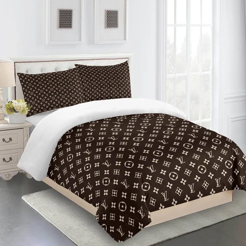 Louis vuitton fashion logo limited luxury brand bedding sets, bedroom decor , thanksgiving decorations for home 24 best luxury bed sets gift thankgivings and christmas Bedding Sets