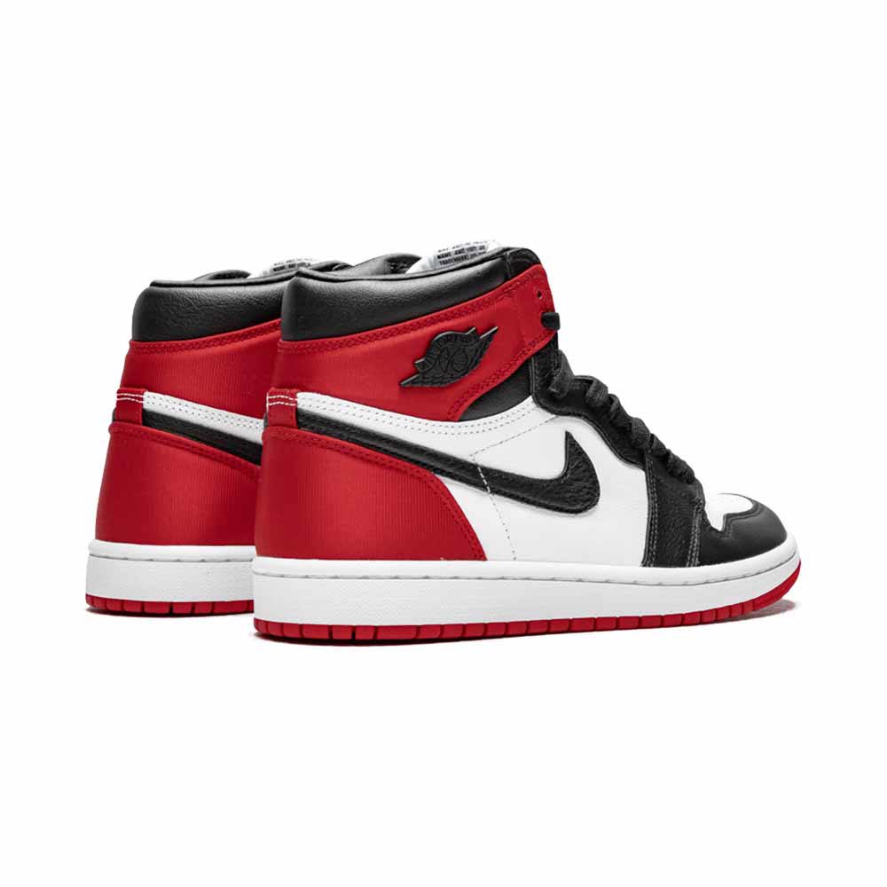 Wmns air jordan 1 retro high satin black toe