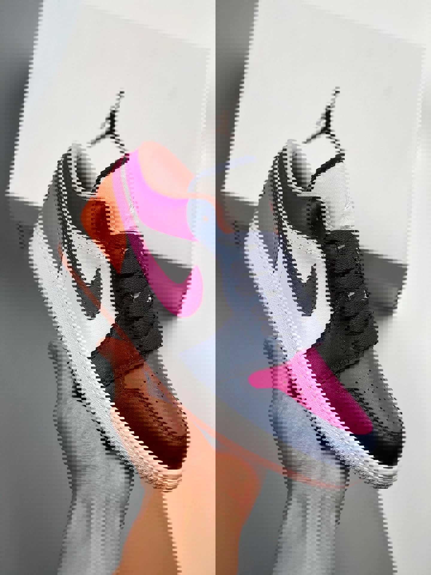 Wmns mismatched air jordan 1 low purple magenta white