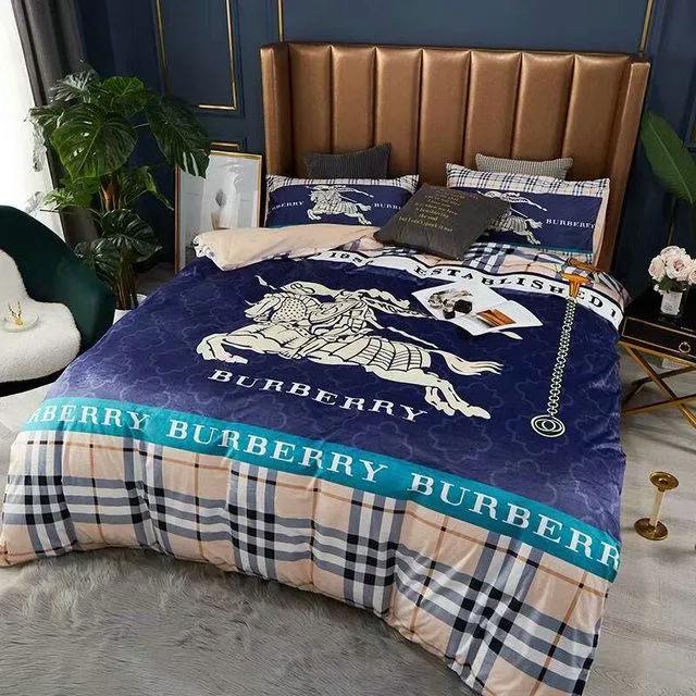 Burberry new bedding sets printed bedding sets quilt sets duvet cover luxury brand bedding decor bedroom sets best luxury bed sets gift thankgivings and christmas Bedding Sets