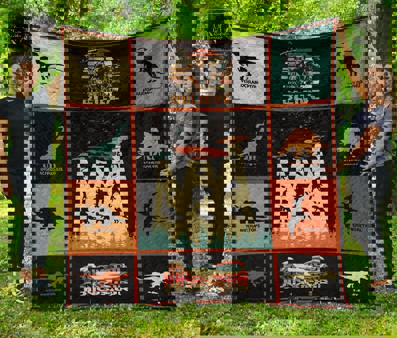 Catching dinosaur fleece blanket, mink sherpa blanket, dinosaur blanket, catching dinosaur quilt, ufo blanket, dinosaur lover gift Quilt Blanket