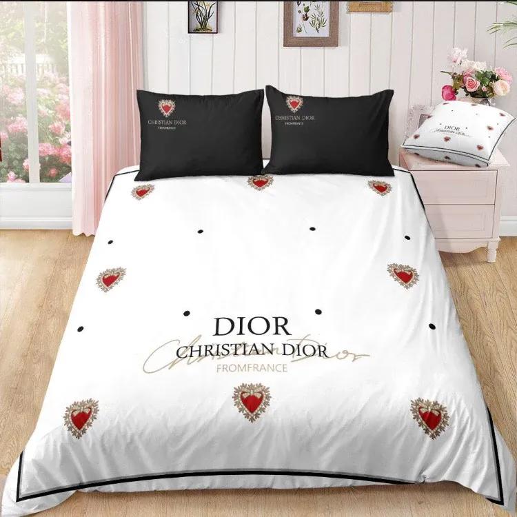 Christian dior new logo hot luxury brand bedding sets bedspread duvet cover set, bedroom decor , thanksgiving decorations for home best luxury bed sets gift thankgivings and christmas Bedding Sets