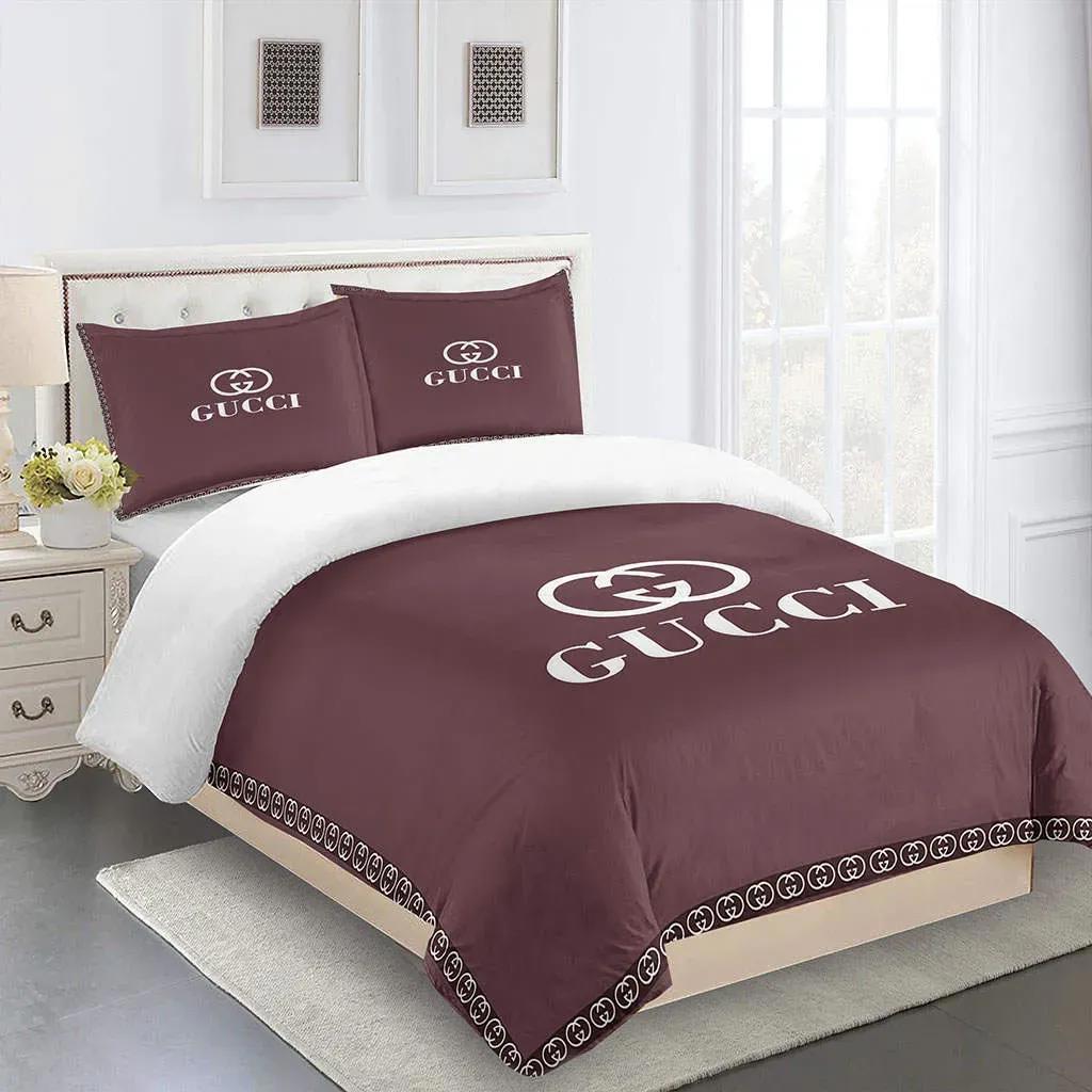 Gucci fashion logo limited luxury brand bedding sets, bedroom decor , thanksgiving decorations for home 31 best luxury bed sets gift thankgivings and christmas bedding sets