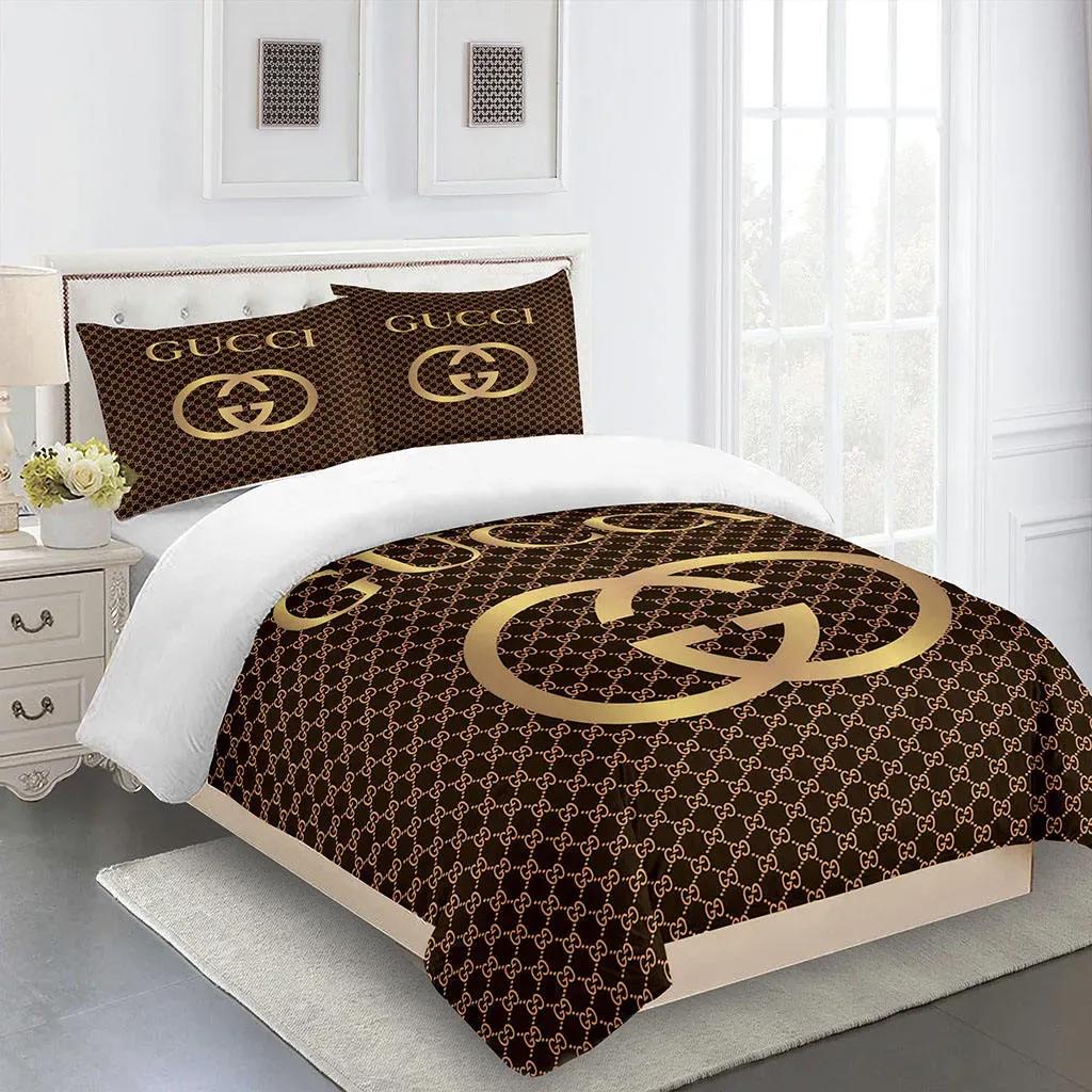 Gucci logo type 841 Bedding Sets hyperbeast Bedroom blankets sheets duvet luxury ideas covers bedspread bed linen bedclothes premium fashion brand home decor