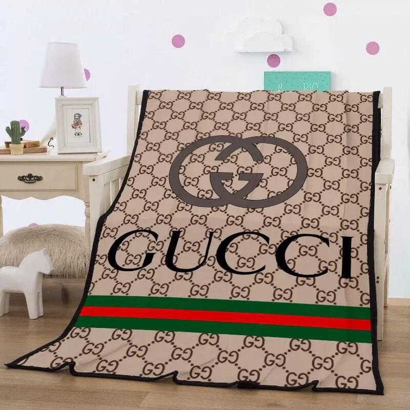 Gucci new luxury brand fleece blanket comfortable blanket 252 Blanket Fleece