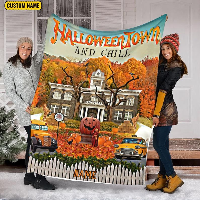 Halloween decorations halloween town and chill blanket, personalized name blanket,halloween movie fleece mink sherpa blanket, halloween town blanket Quilt Blanket