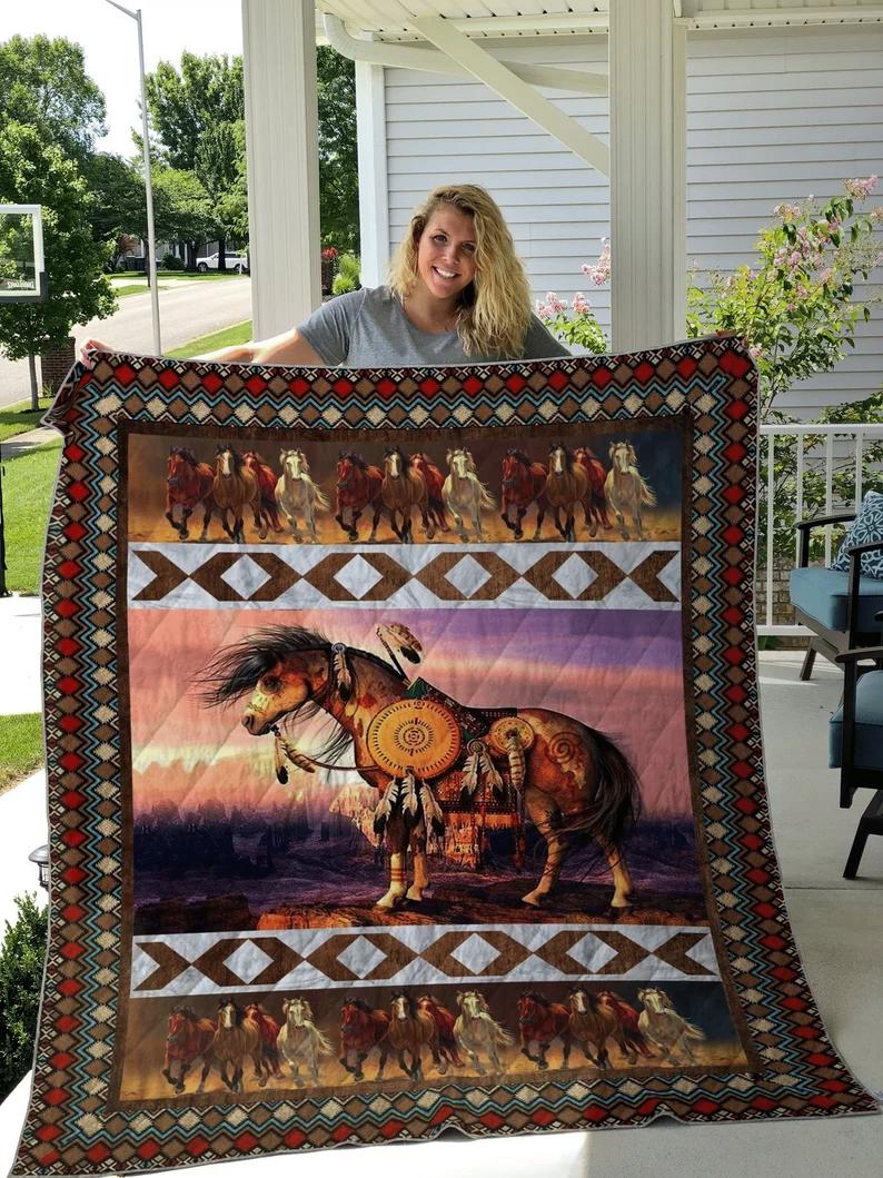 Horse - quilt native america Quilt Blanket