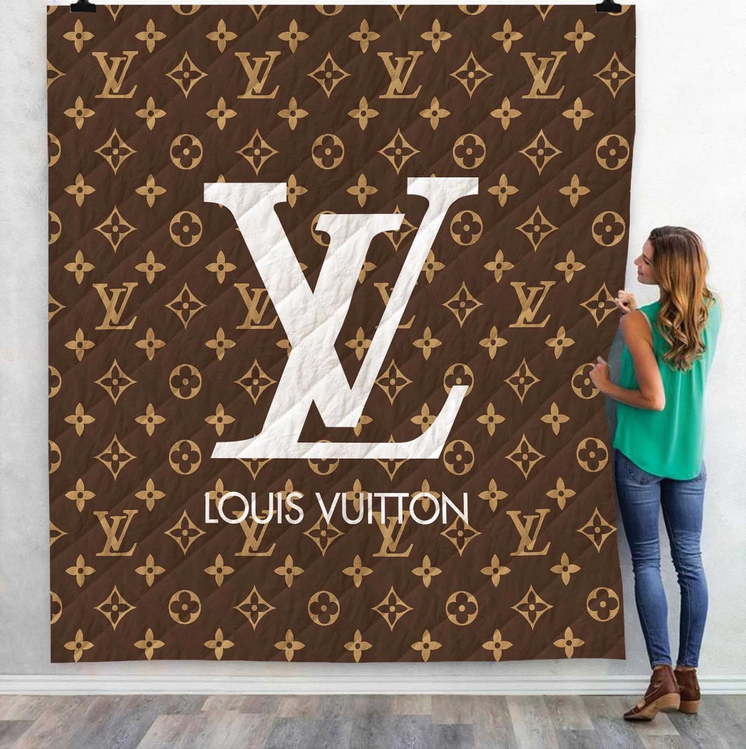 Louis vuitton brown white logo quilt blanket fleece home decor 236 Blanket Fleece