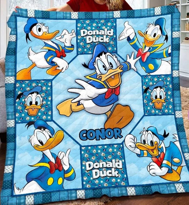 Personalized donald duck christmas blanket, donald duck fleece blanket, donald duck couch sofa blanket, christmas xmas gifts, birthday gifts Quilt Blanket