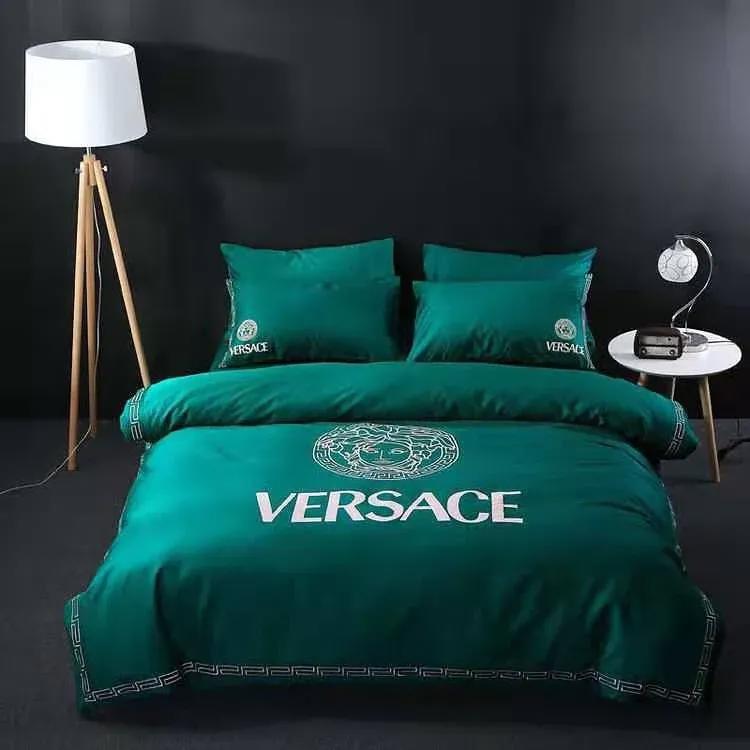 Versace green luxury brand bedding sets bedspread duvet cover set, bedroom decor , thanksgiving decorations for home best luxury bed sets gift thankgivings and christmas Bedding Sets