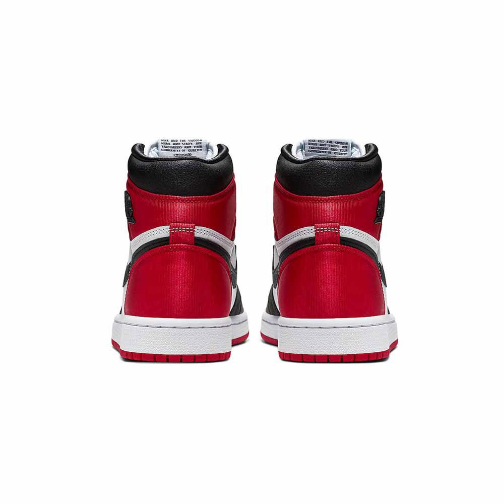 Wmns air jordan 1 retro high satin black toe