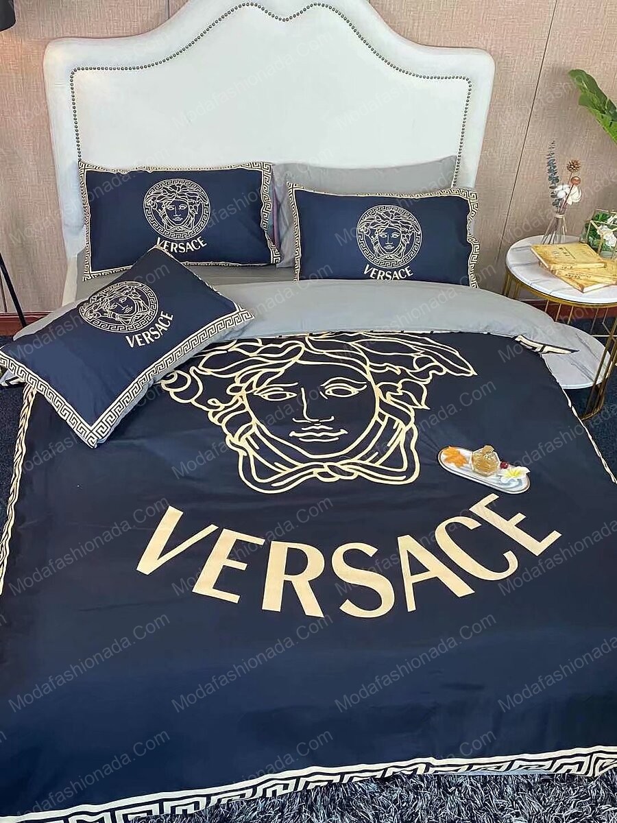 versace logo type 1633 Bedding Sets bed linen luxury ideas sheets duvet bedspread bedclothes blankets premium fashion brand covers hyperbeast Bedroom home decor
