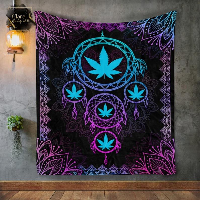 Dreamcatcher weed cannabis leaf fleece blanket, mink sherpa blanket, dreamcatcher quilt, cannabis blanket, weed blanket Quilt Blanket