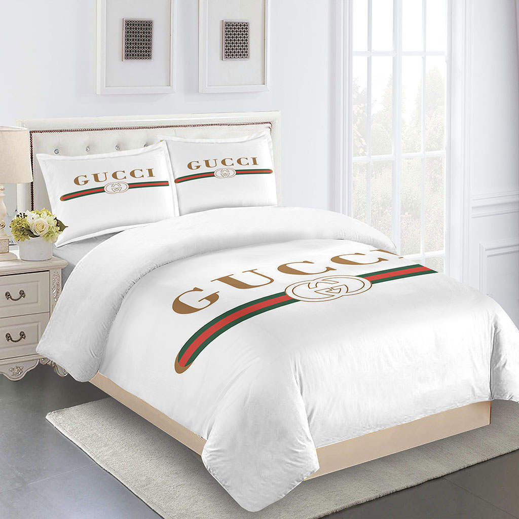 Gucci white and brown logo type 2357 Bedding Sets home decor bedspread bedclothes hyperbeast Bedroom premium fashion brand luxury ideas bed linen duvet sheets blankets covers