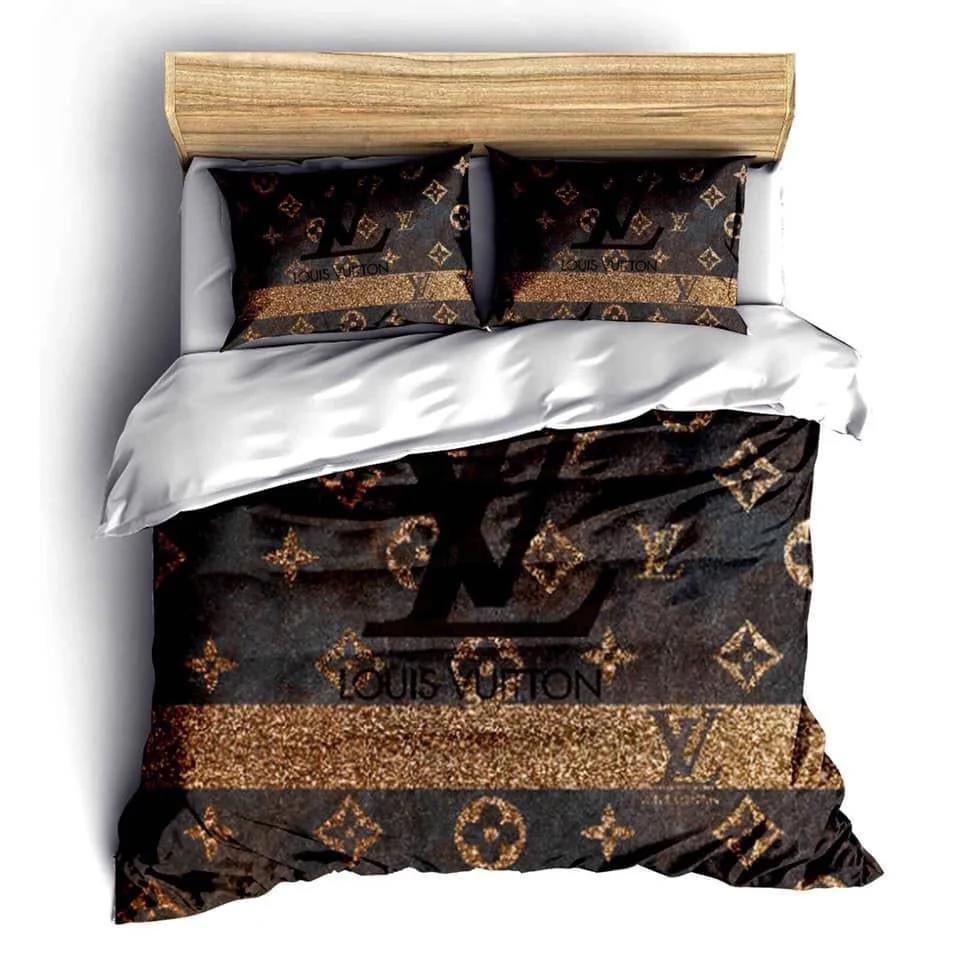 Louis vuitton logo type 1361 Bedding Sets premium fashion brand blankets home decor covers hyperbeast Bedroom bedclothes bed linen luxury ideas sheets bedspread duvet