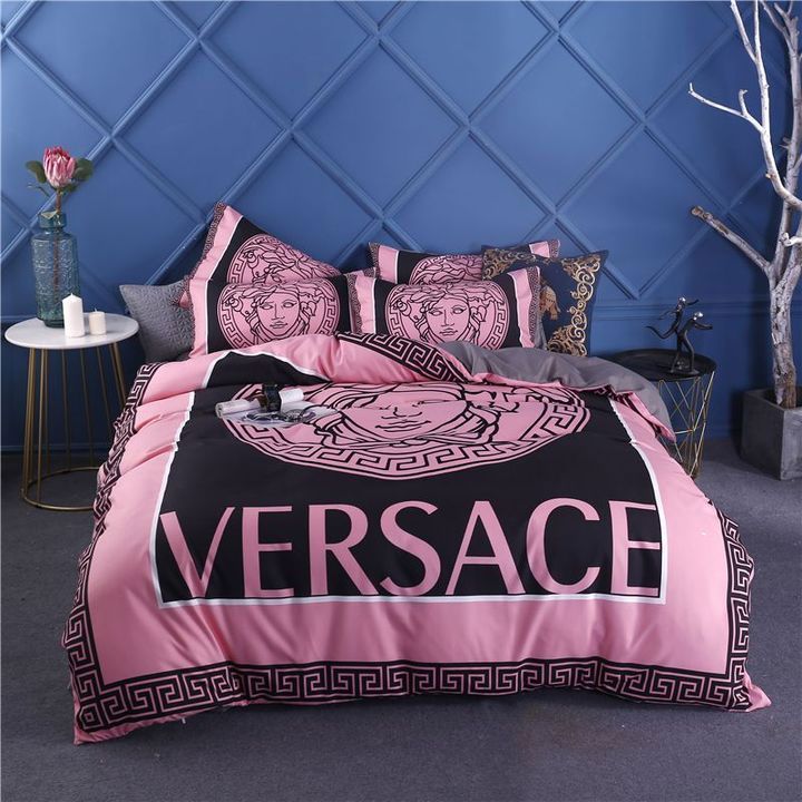Versace pinky fashion logo luxury brand bedding set home decor Bedding Sets