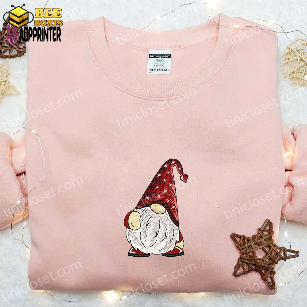 Cute gnome xmas hoodie & shirt: best gift ideas for kids
