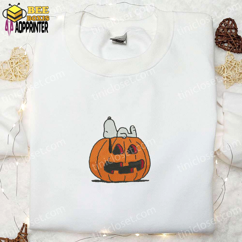 Snoopy sleeping pumpkin embroidered shirt & peanuts halloween sweatshirt – best halloween gift ideas