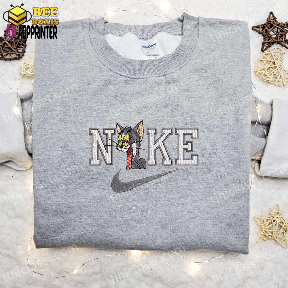 Tom love x nike cartoon embroidered sweatshirt & tom and jerry shirt – best family gift ideas
