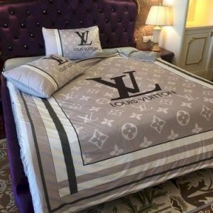 Lv 22 bedding sets duvet cover bedroom luxury brand bedding customized bedroom