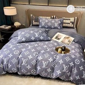 Luxury lv bedding set 1 duvet cover and 2 pillow covers