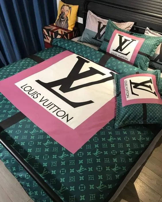 Best Louis Vuitton Pink and Green Monogram Bedding Set