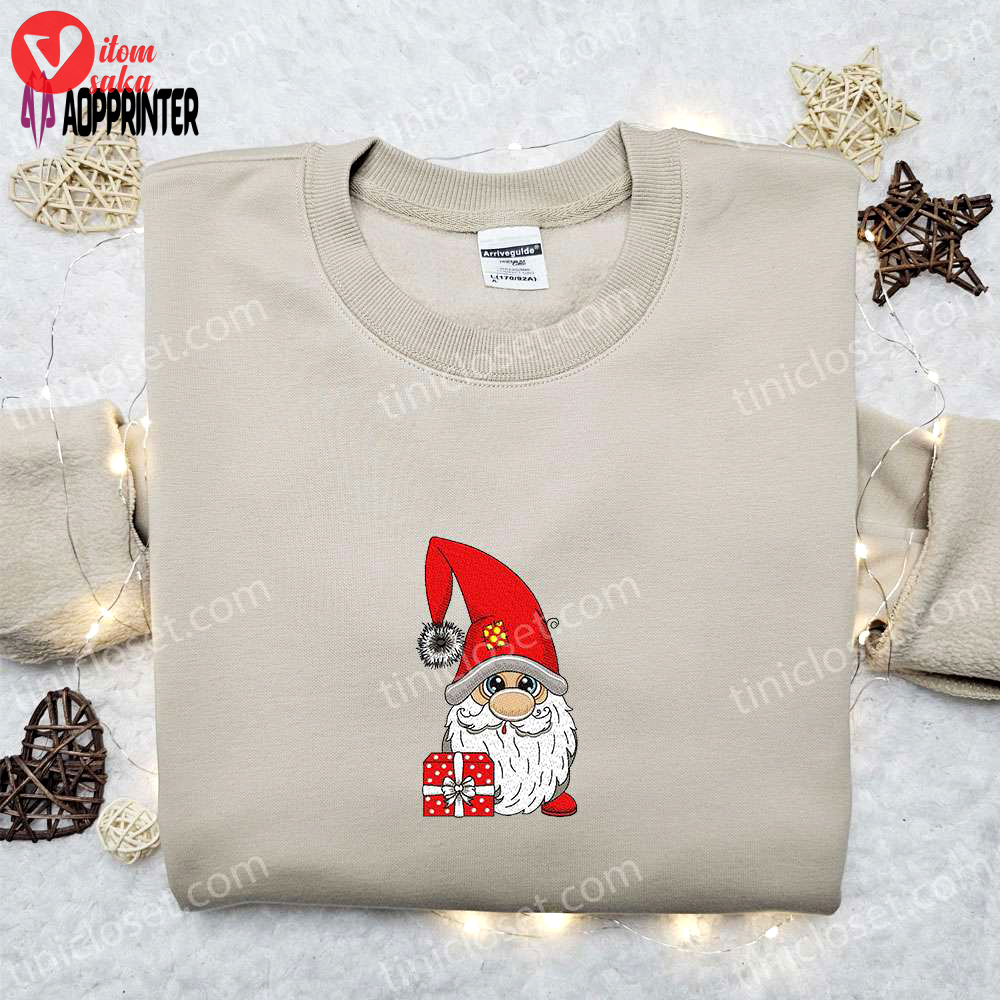 Cute gnome with gift embroidered t-shirt: best christmas gift ideas for family